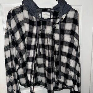 American Eagle Black and White Plaid Hoodie